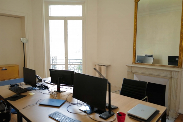 bureau 4.jpg